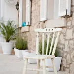 מלון Hane Boutique 3*