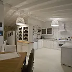 Hane Boutique אלאקאטי