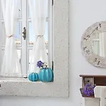 Hane Boutique 3*