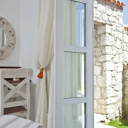 Hane Boutique Hotel 3*